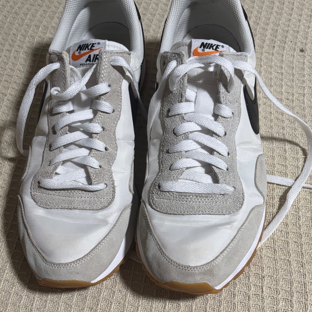 Nike Air White and Gray Athletic Shoes